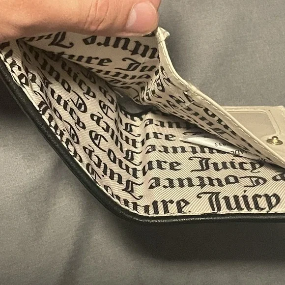 Juicy Couture Women's Heart Quilted Foldable Wallet - Picture 2 of 7